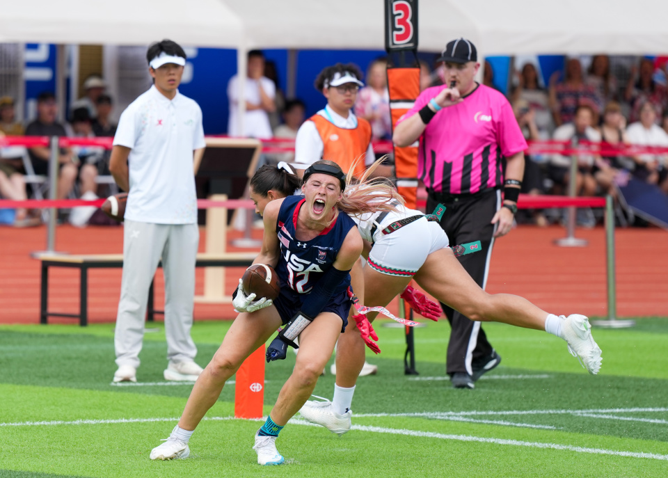 员布赖恩在 员布赖恩在