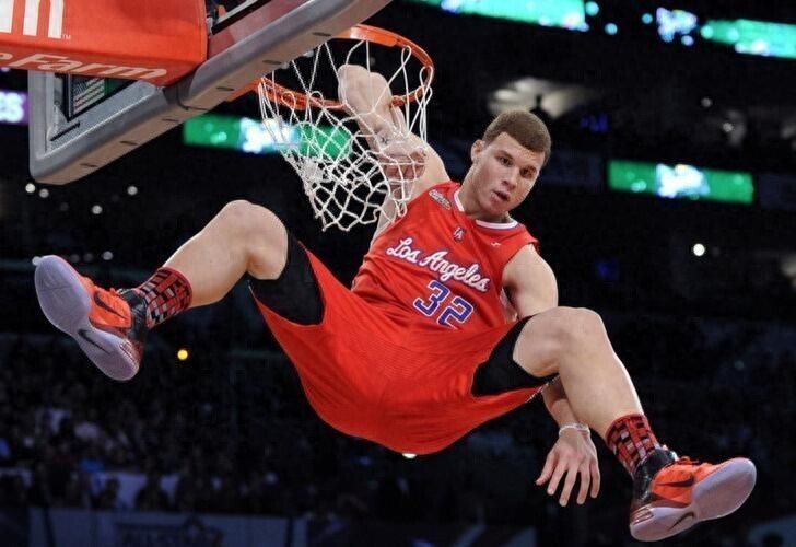 尽管伤病偶, 懈追求的最