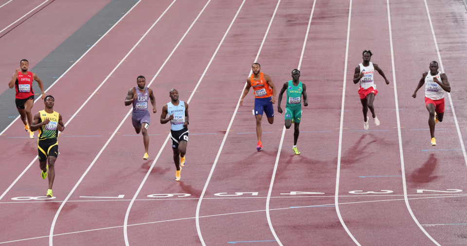 他以小组第, 新华社记者