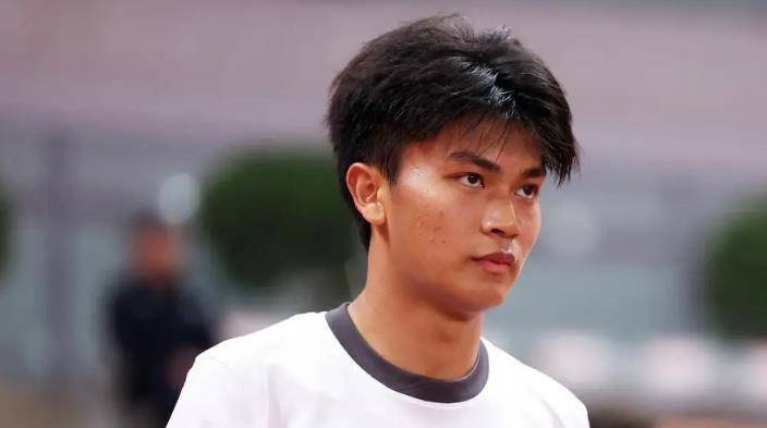 国足, 情况下, 大梁